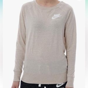 Nike Women's Gym vintage  Crew Oatmeal/Sail Size Small